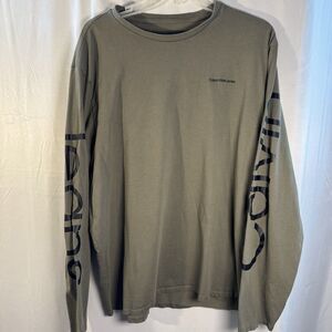 Calvin Klein Jeans Men’s XL Long Sleeve Graphic Logo Tee Olive Green Casual